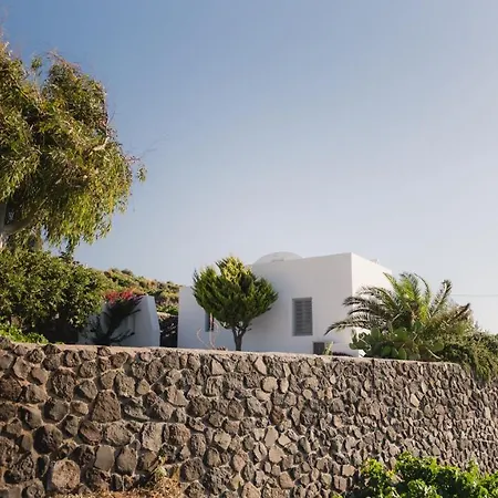Vineyard Cycladic House * Pýrgos