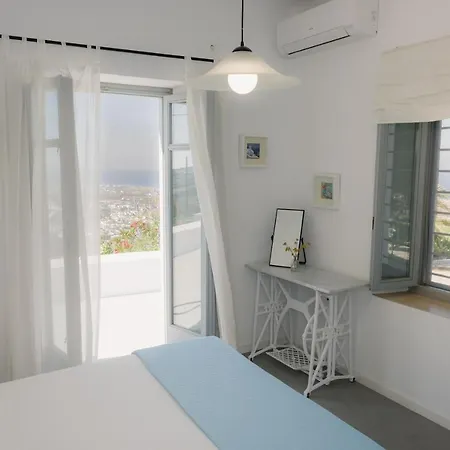 Vineyard Cycladic House Pýrgos